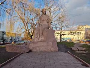 Pam'yatnyk Lesi Ukrayintsi