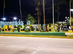 Plaza de armas huepetuhe
