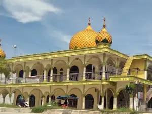 Masjid Al-Husni, Pangkalan Kuras