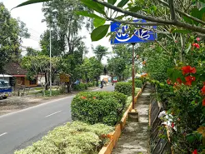 Tugu Perbatasan Bojonegoro Lamongan