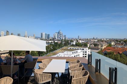 Blasky Restaurant & Bar