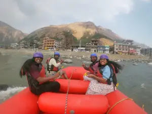 RIVER RAFTING IN KULLU MANALI(Hari Har Adventure)