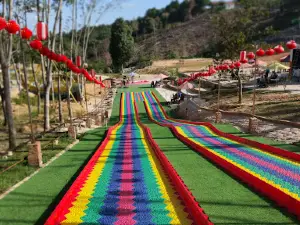 Emastri Park Batuah