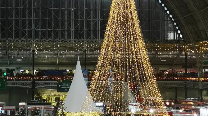 1_Olympia London