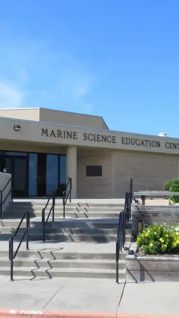 阿蘭瑟斯港酒店