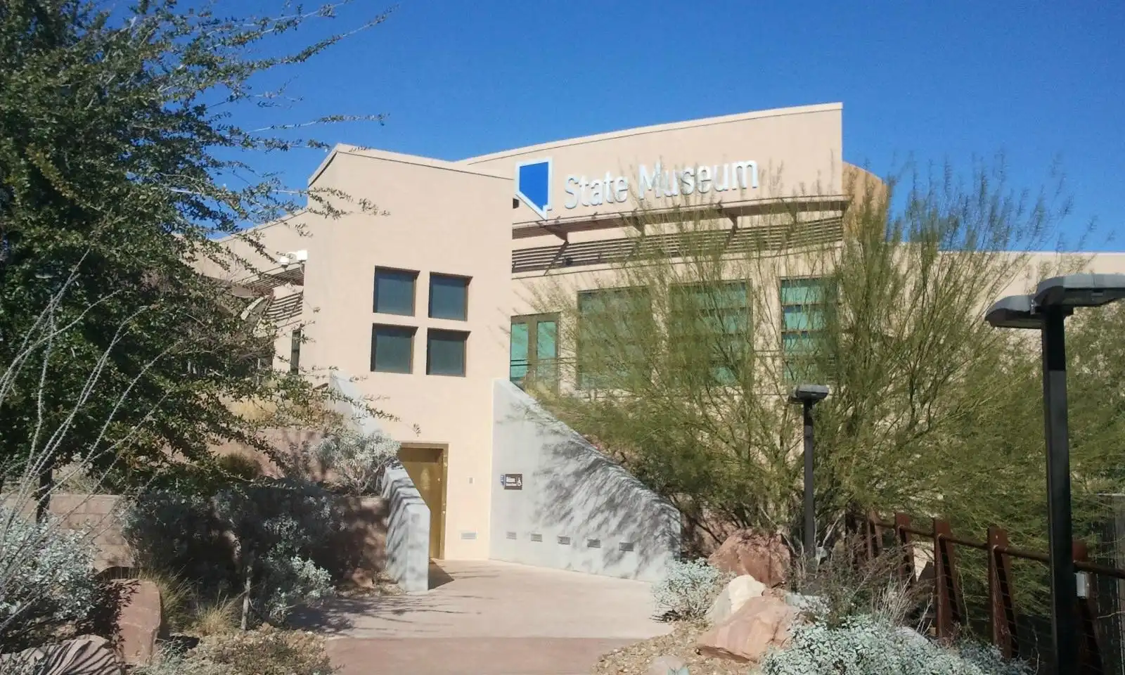 Hoteles cerca de Nevada State Museum & Historical Society