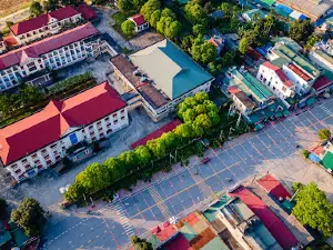 Quảng trường huyện Na Hang