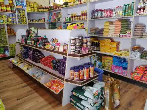 Dalhousie Mall Road Shopping Market