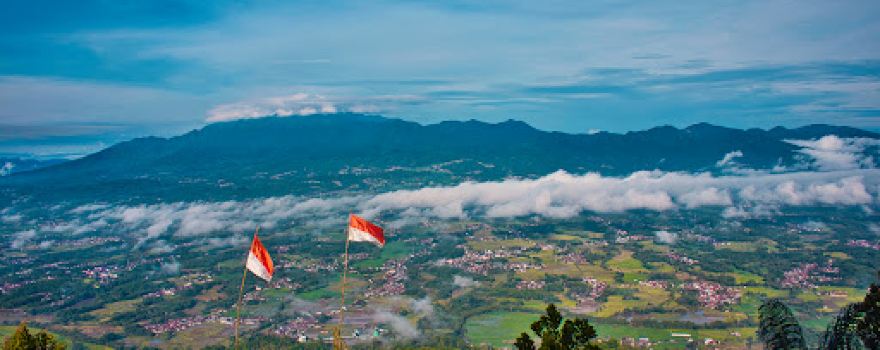 Camp. Puncak Jamiaki