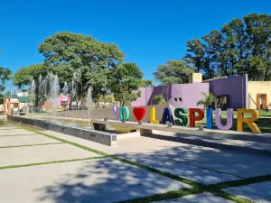Main square Saturnino M Laspiur