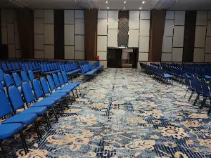Ocean Hall