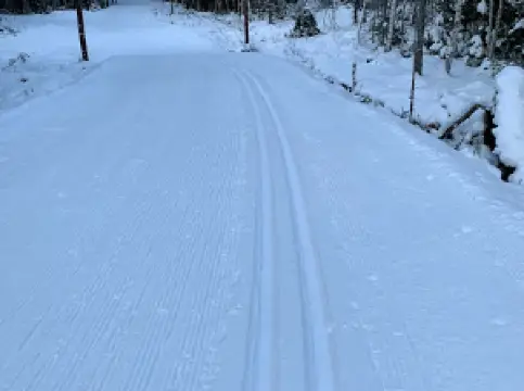 Skistua. Eidsvold Verk