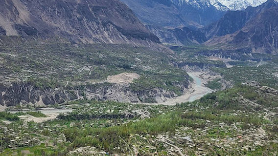 Queen Victoria Monument