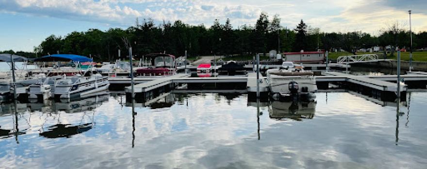 Pinawa Channel Float and Paddle