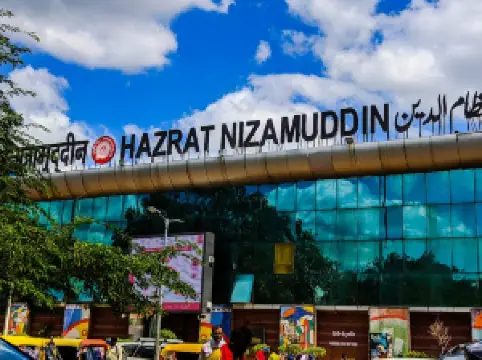 Hazrat Nizamuddin Railway Station
