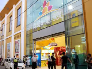 Cineplanet Piura Centro