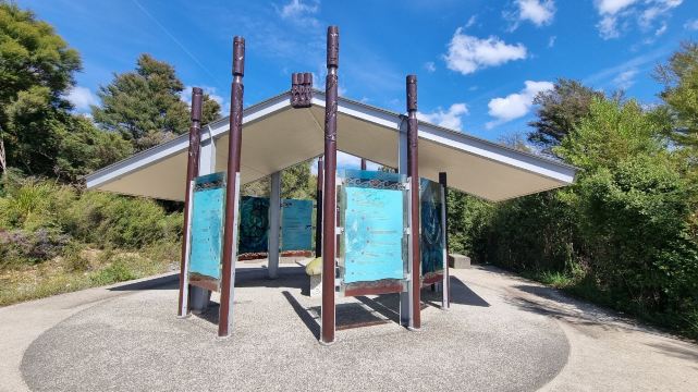 Te Waikoropupu Springs