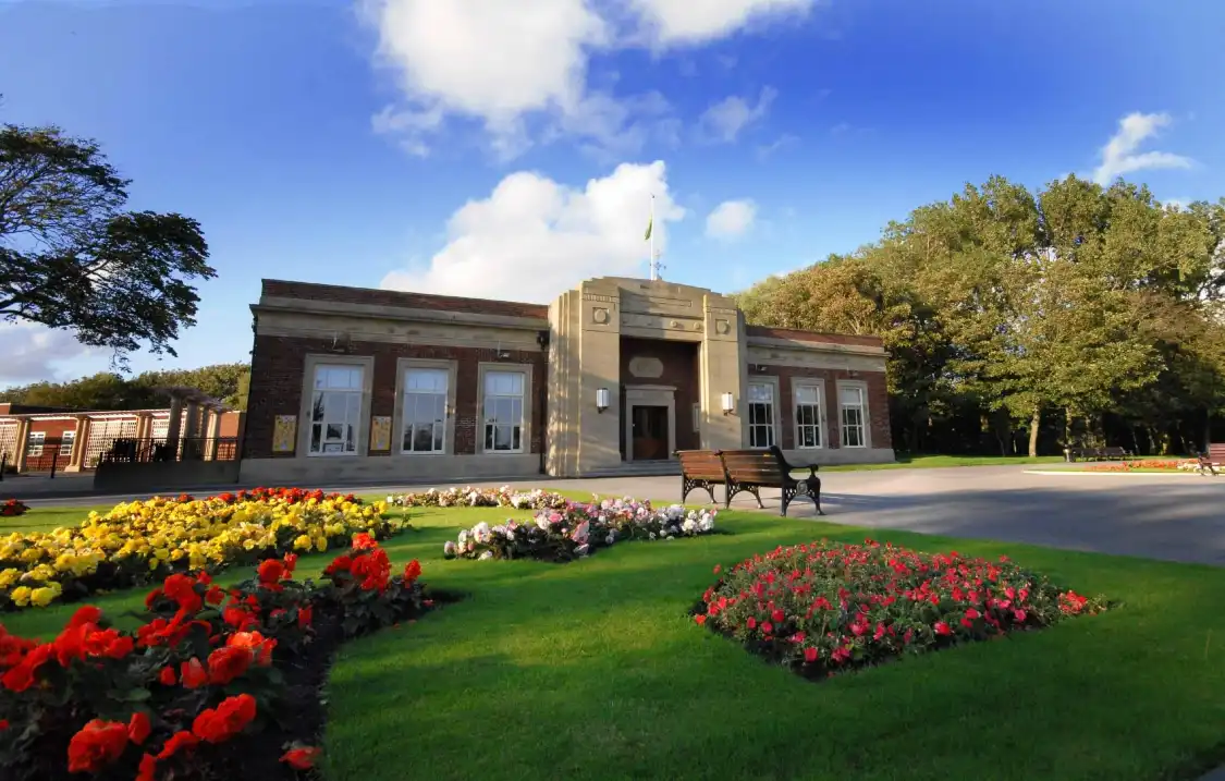 Hotels near Stanley Park