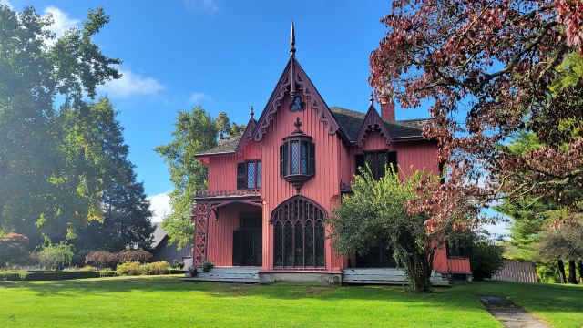 Historic New England's Roseland Cottage