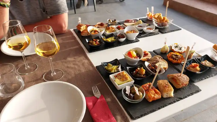 Hotels near Azienda Vinicola Minardi