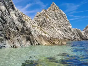 Beach of the Two Sisters