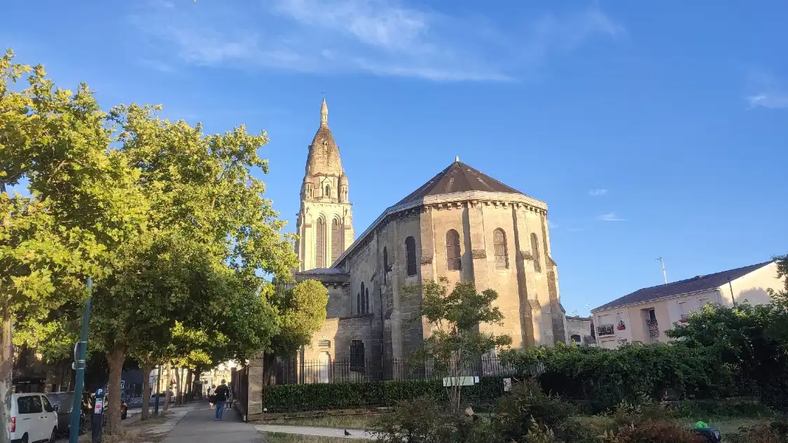 Hotels near église Sainte-Marie-de-la-Bastide