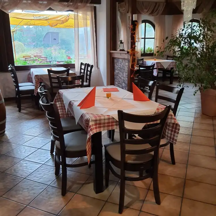 Hotels in Villmar