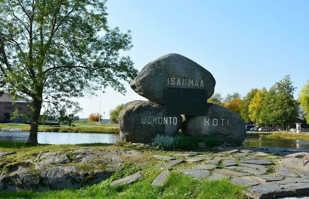 Hotels near The Spirit of the fortress