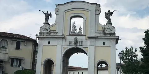 Arco di Porta Nuova