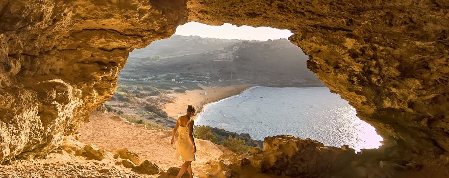 Tal-Mixta Cave