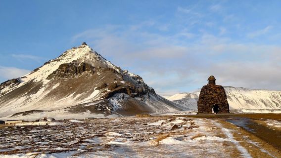 Monument to the Bard of Snæfellsás