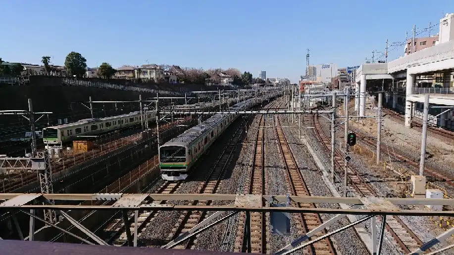 Hotels near Shimogoinden Bridge