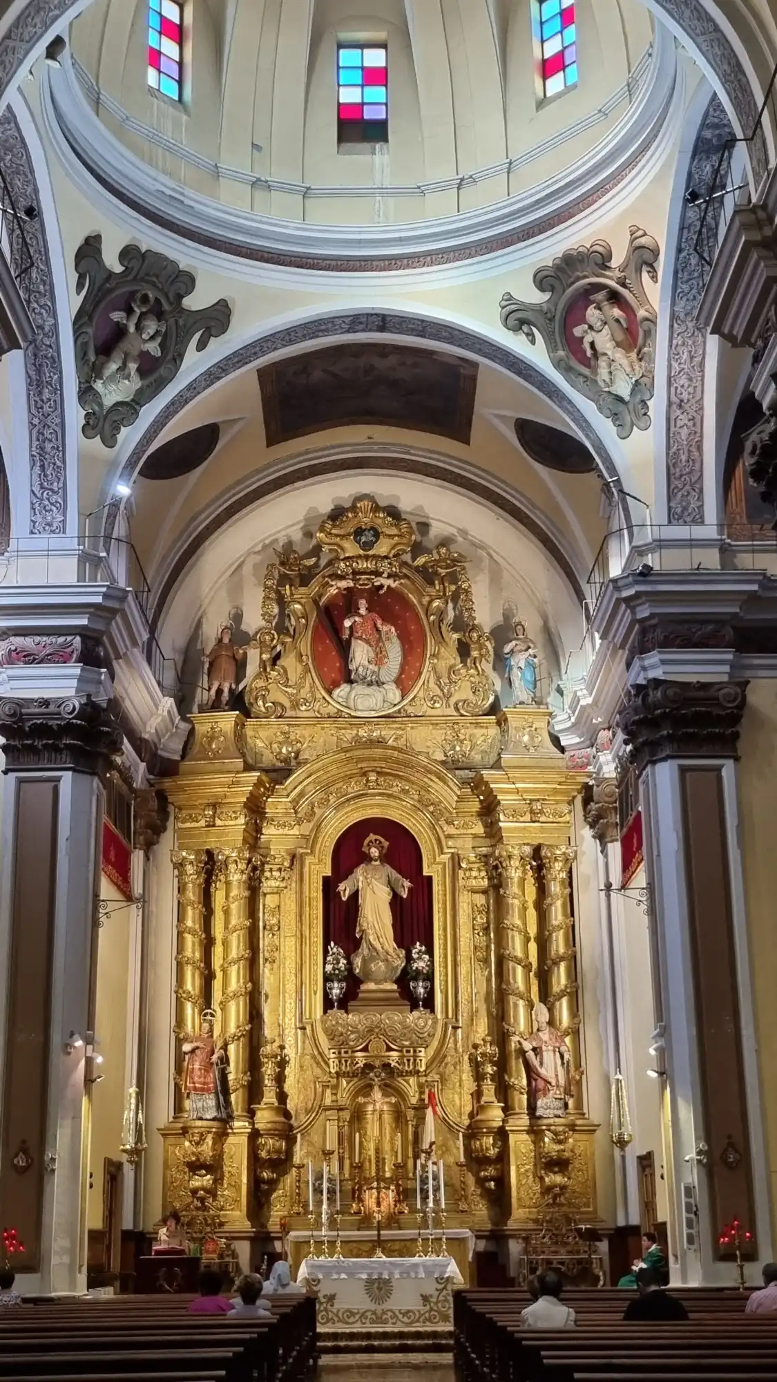 Hotels near Church of San Vicente
