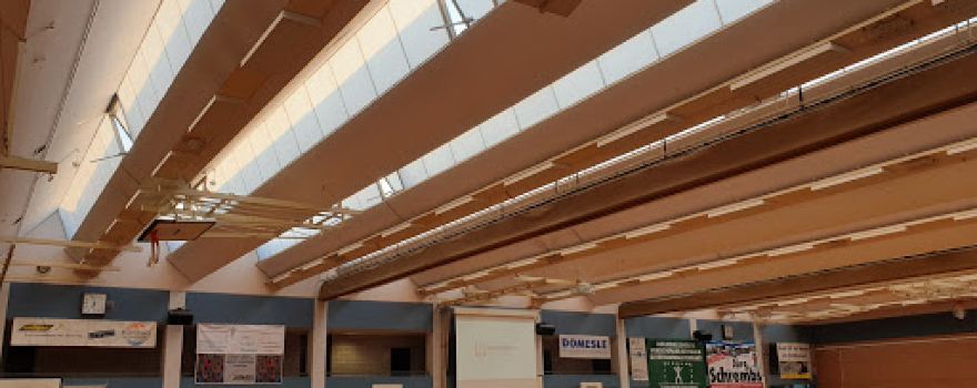 Weibertreuhalle