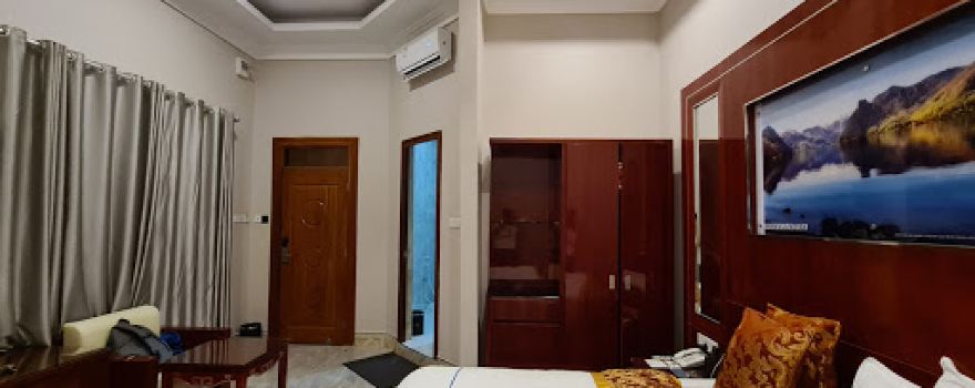 Royal Tughimbe Hall