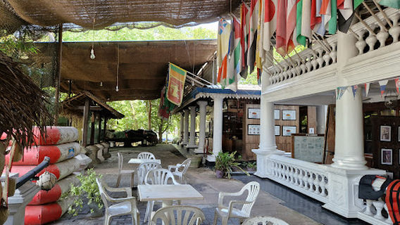 Captain's Boat House