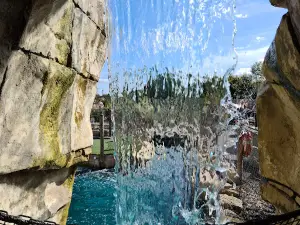 Congo Falls Adventure Golf
