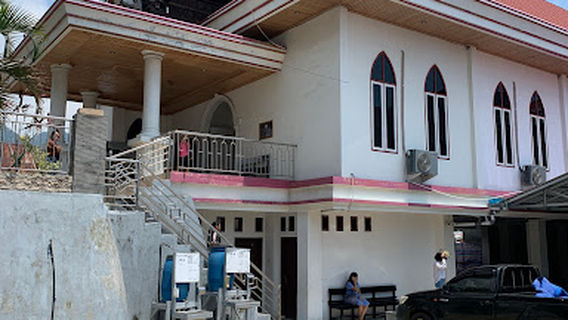 Gereja Toraja Jemaat Tongkonan Madatu Luwuk