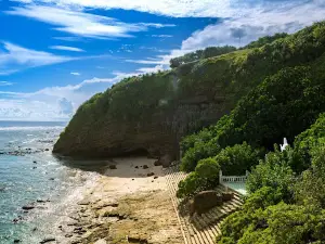 Chùa Hang - Thiên Khổng Thạch Tự