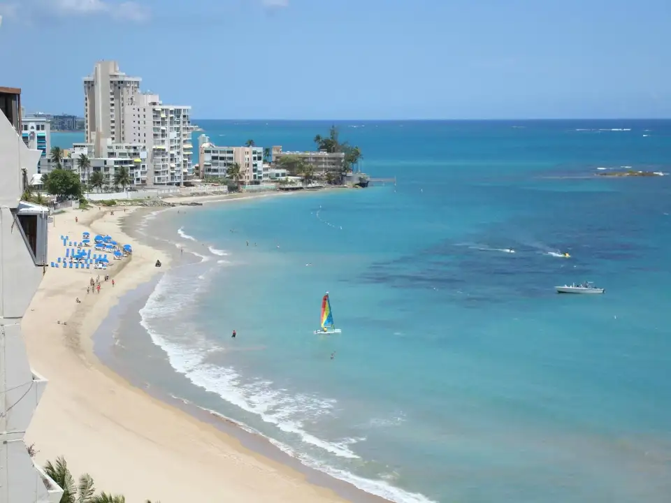2_Condado Beach