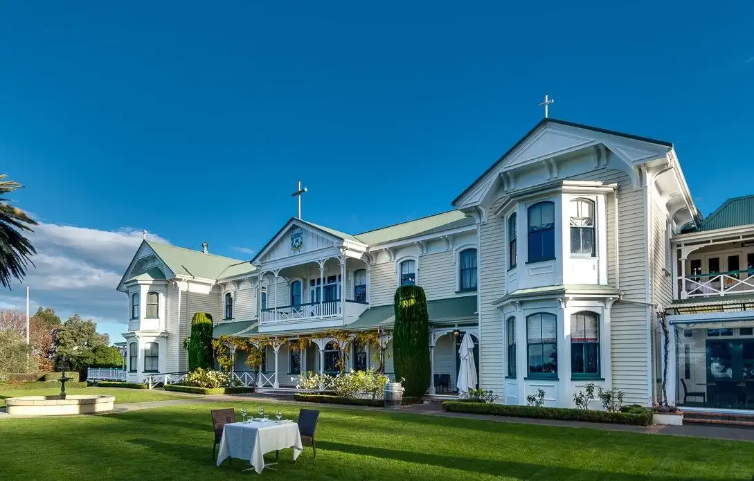 Hotel in zona Mission Estate