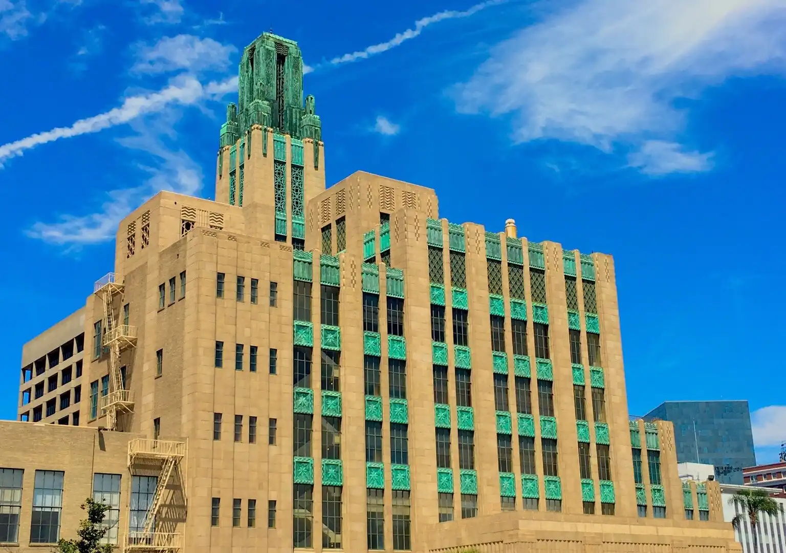 Hotels near Bullocks Wilshire Building