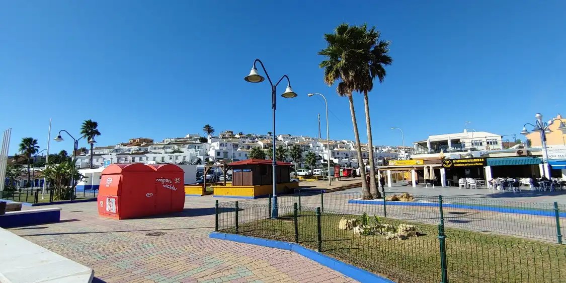 Hotels near Getares