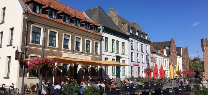 カルカーのホテル