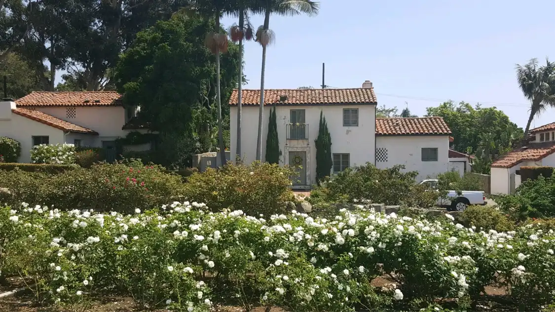 Hotel in zona A.C. Postel Rose Garde