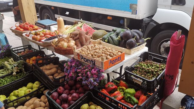 Mercado De Pescados De Bueu