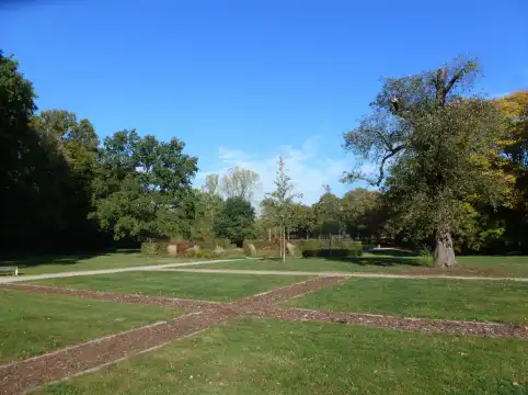 Hotels in der Nähe von Friedrichsfeld (Niederrhein)