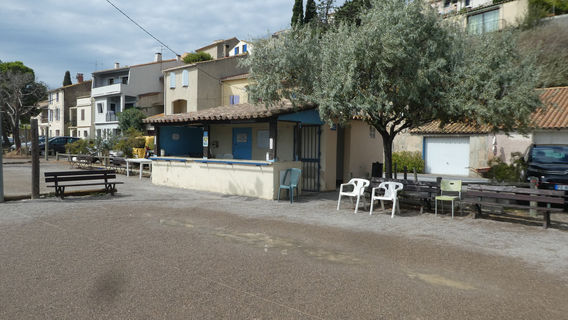 Bages