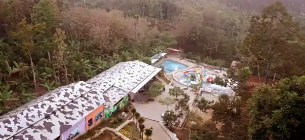 Hotel di Wonosalam