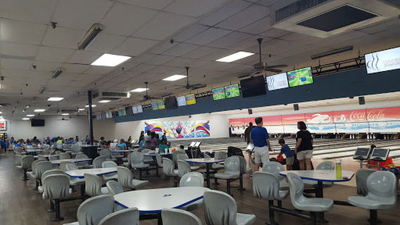 Colonial Lanes